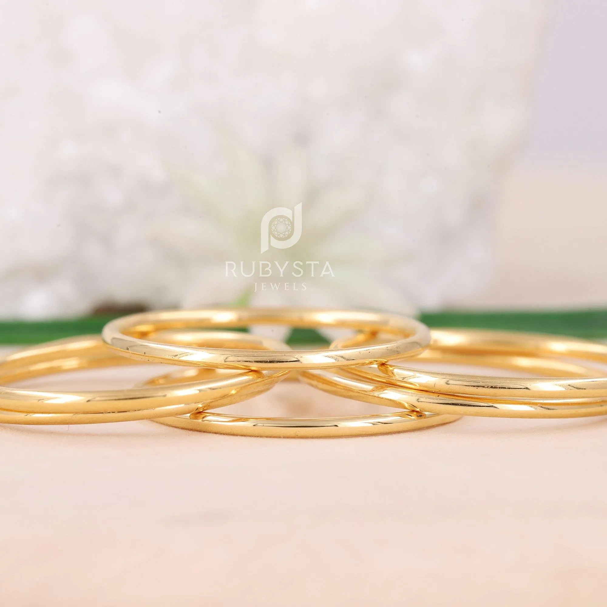 Simple Gold Band