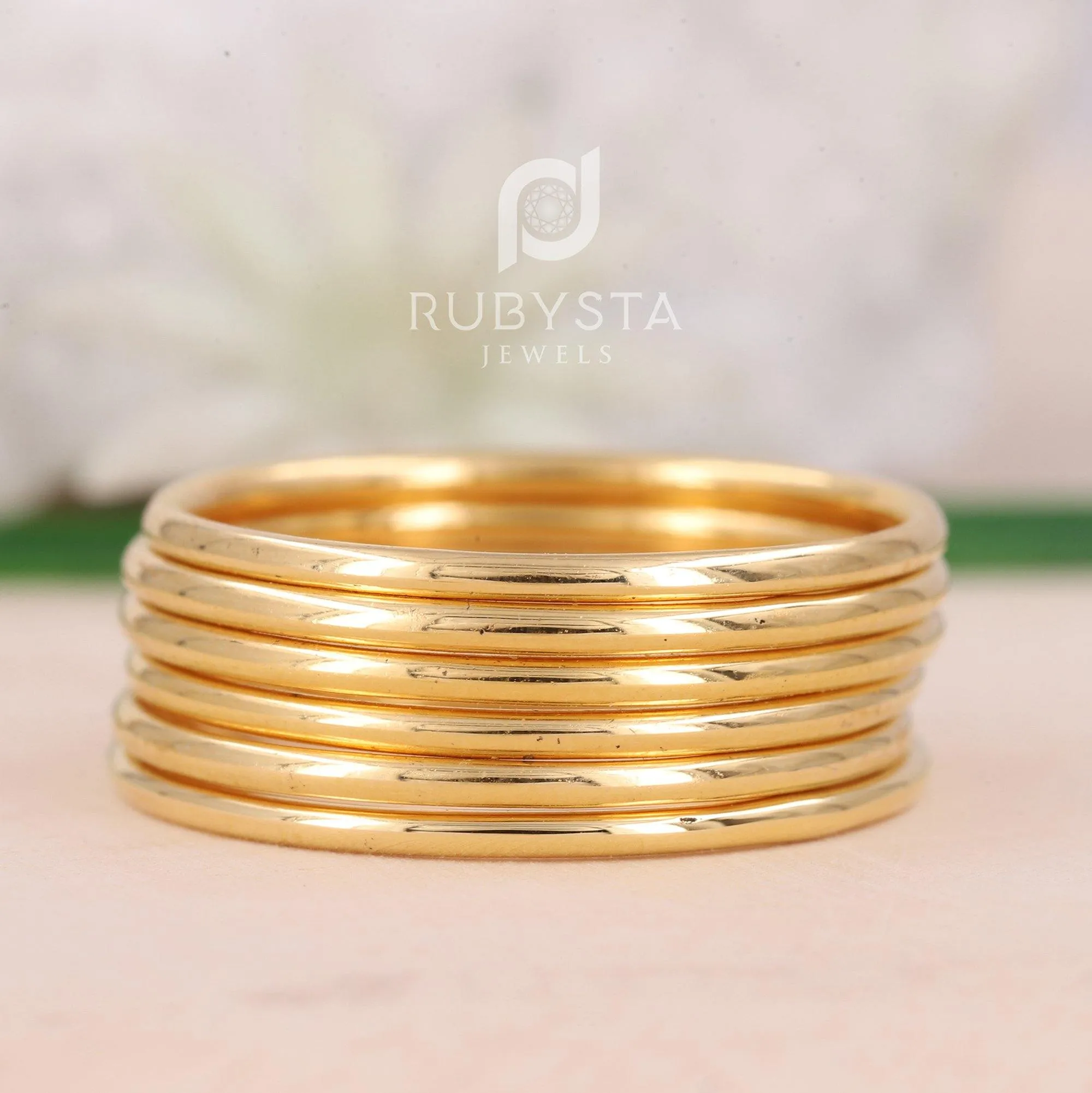 Simple Gold Band