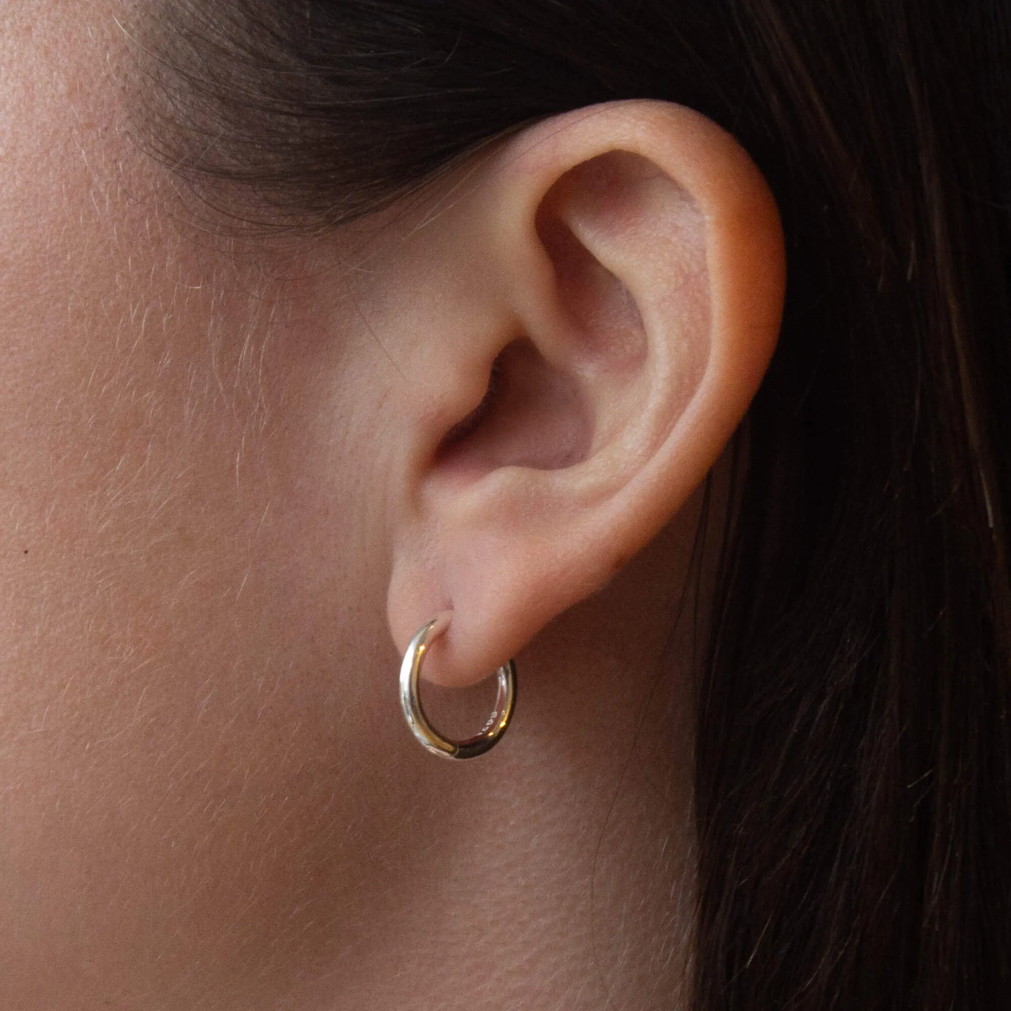 Simple Round Huggie Hoop Earrings