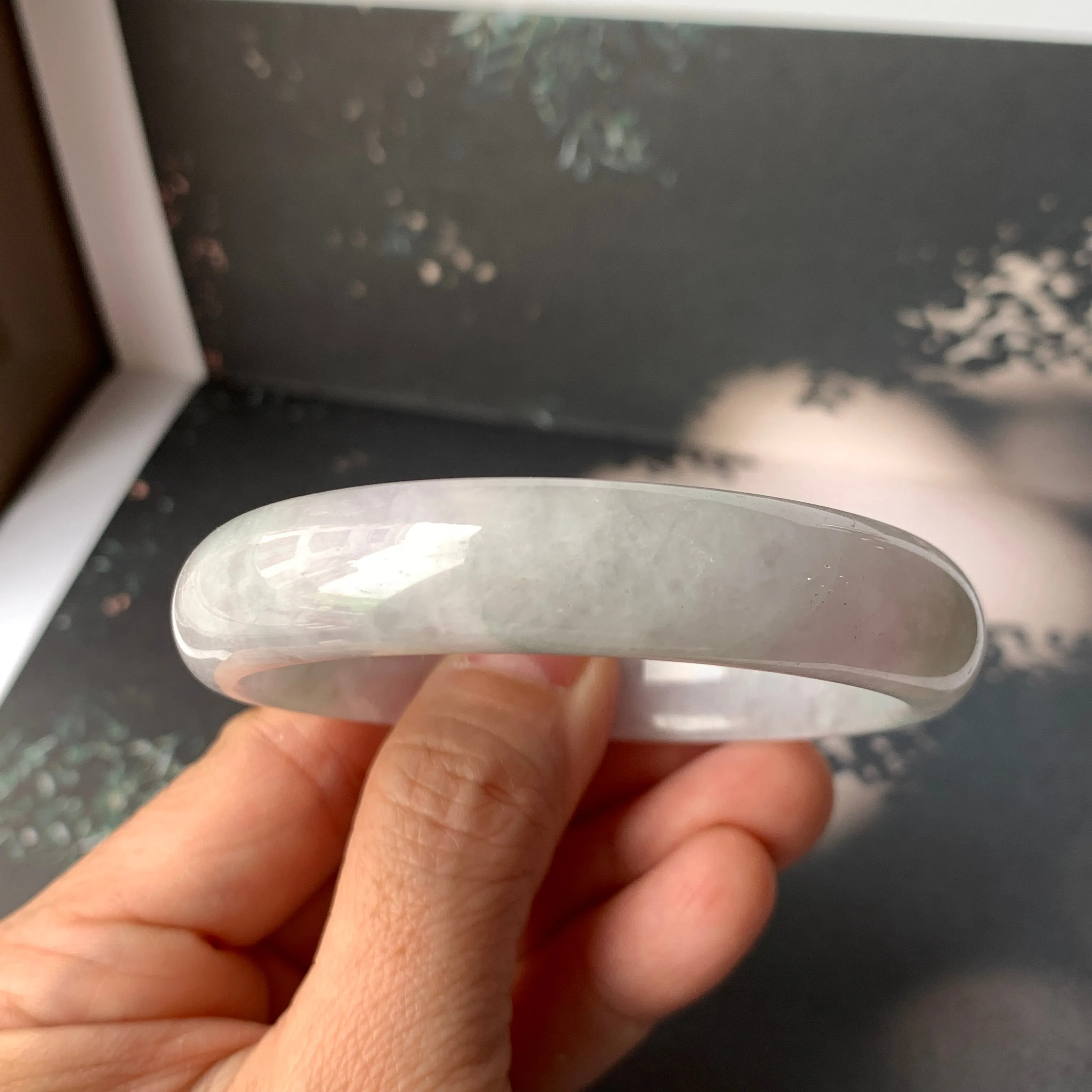 SOLD OUT: 53.2mm A-Grade Natural Light Lavender Green Jadeite Modern Round Bangle No.330088