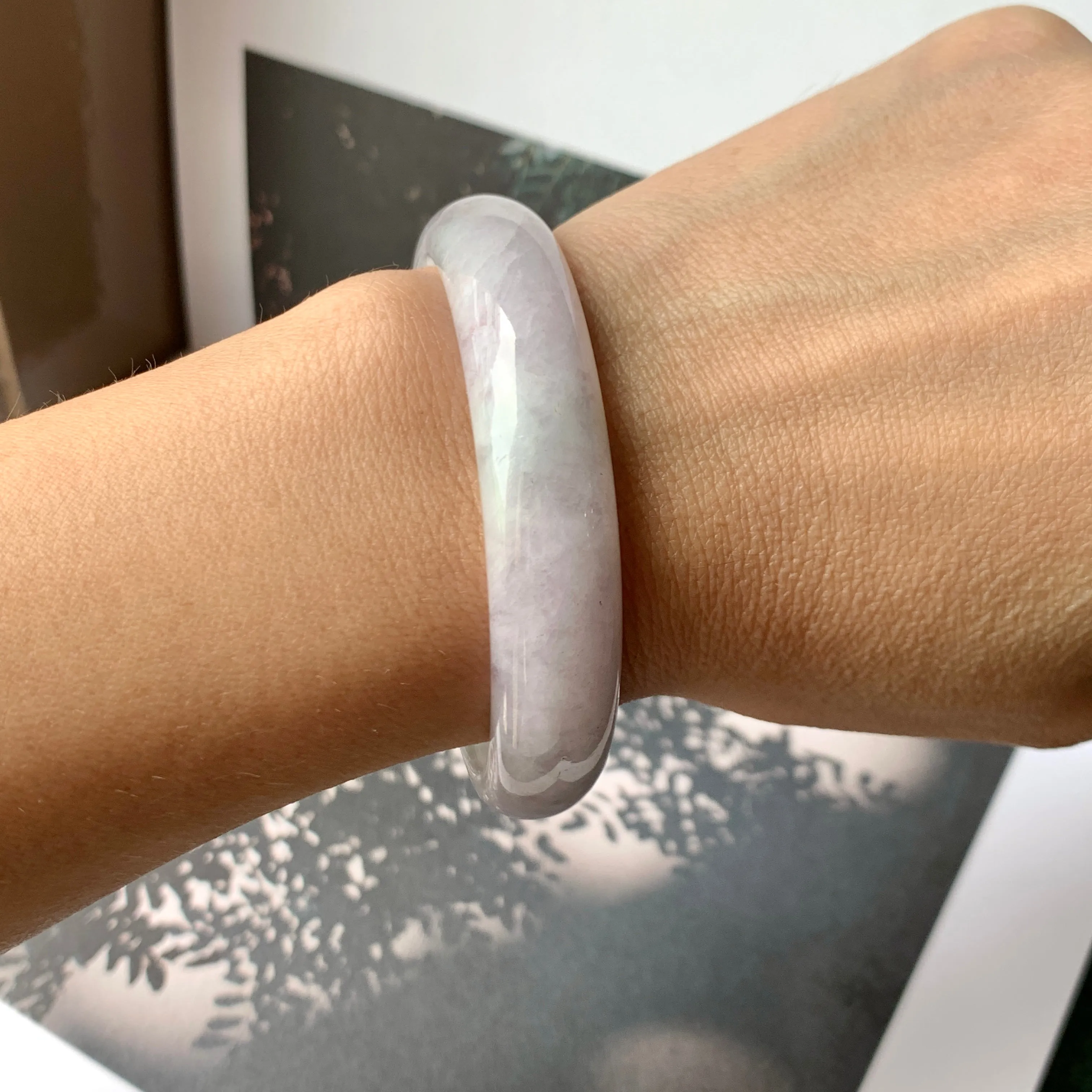 SOLD OUT: 53.2mm A-Grade Natural Light Lavender Green Jadeite Modern Round Bangle No.330088