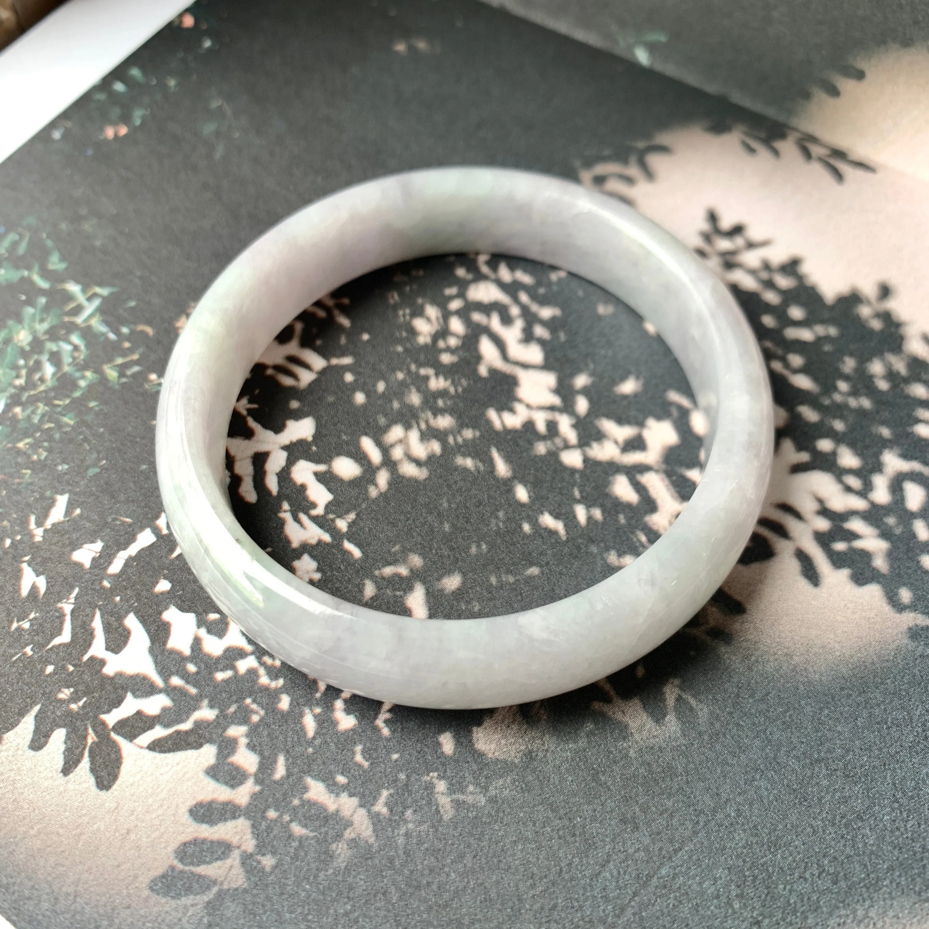 SOLD OUT: 53.2mm A-Grade Natural Light Lavender Green Jadeite Modern Round Bangle No.330088
