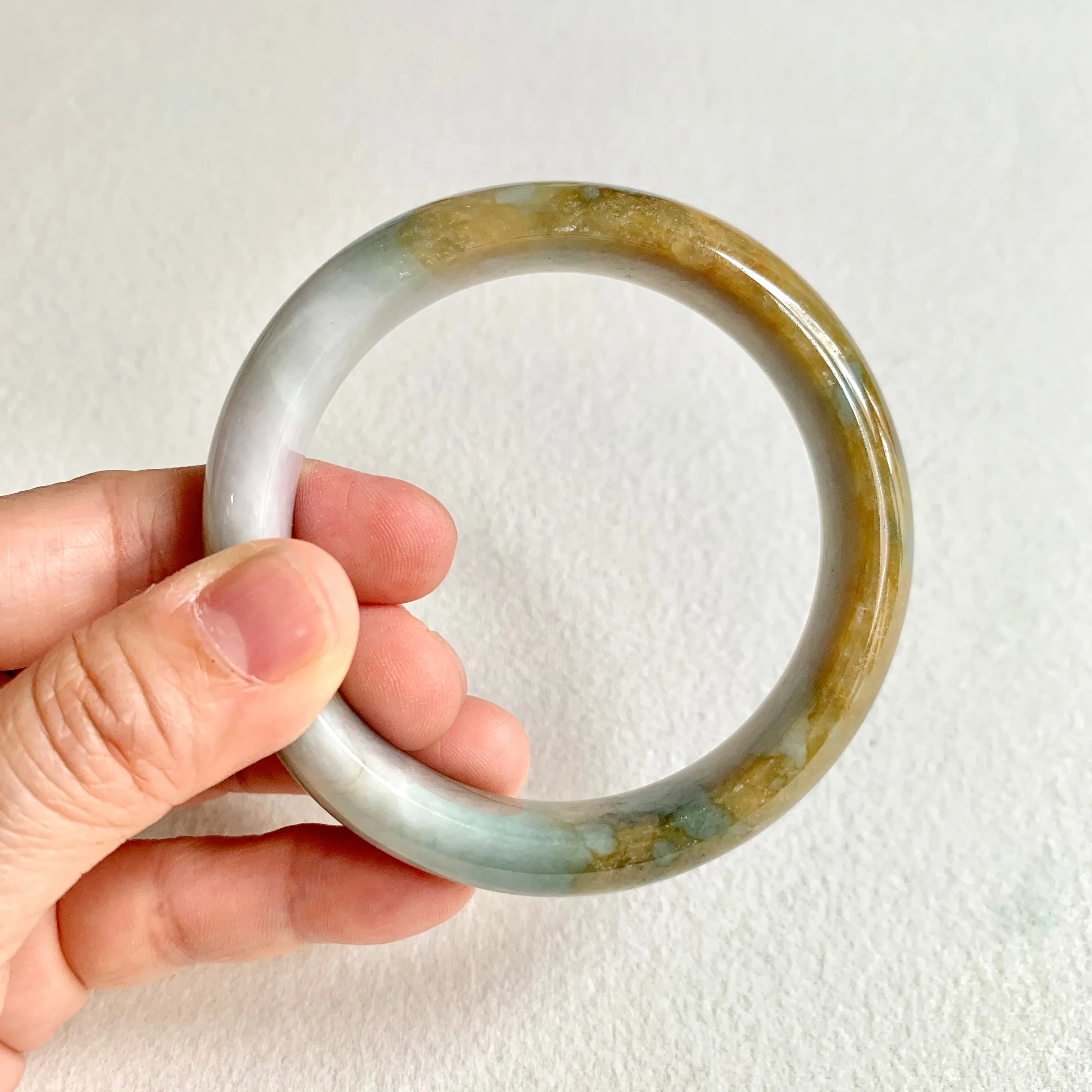 SOLD OUT: 58mm A-Grade Natural Earthy Tone Modern Round Bangle No. 600151