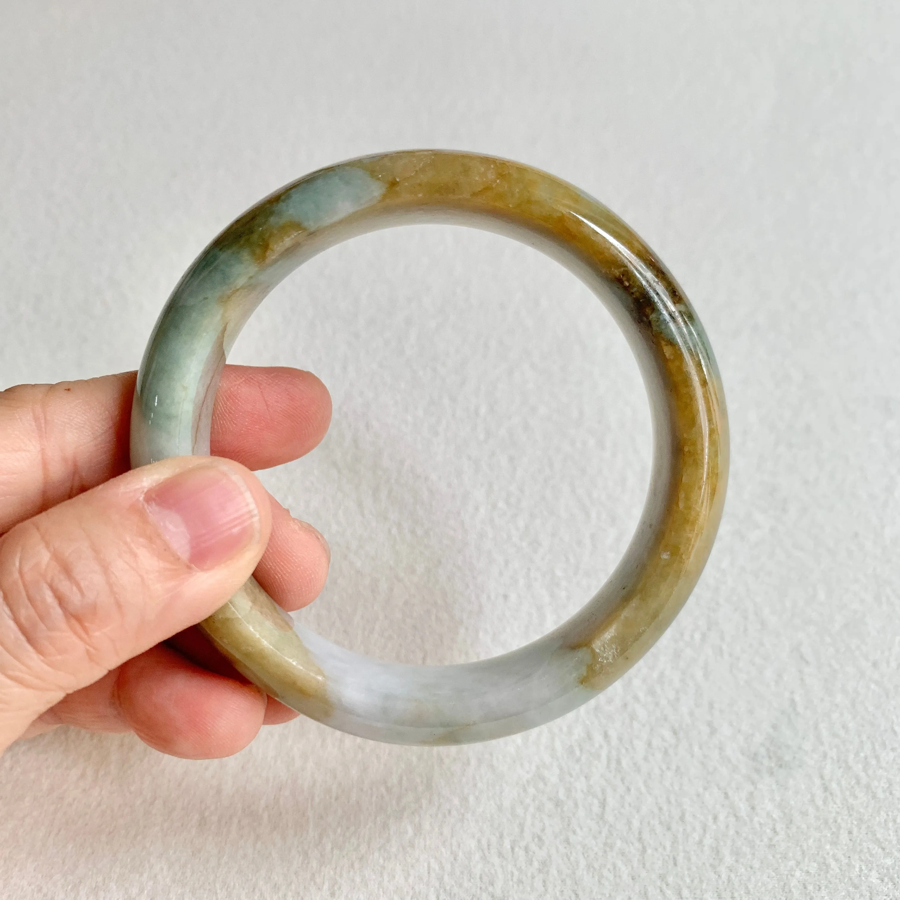 SOLD OUT: 58mm A-Grade Natural Earthy Tone Modern Round Bangle No. 600151