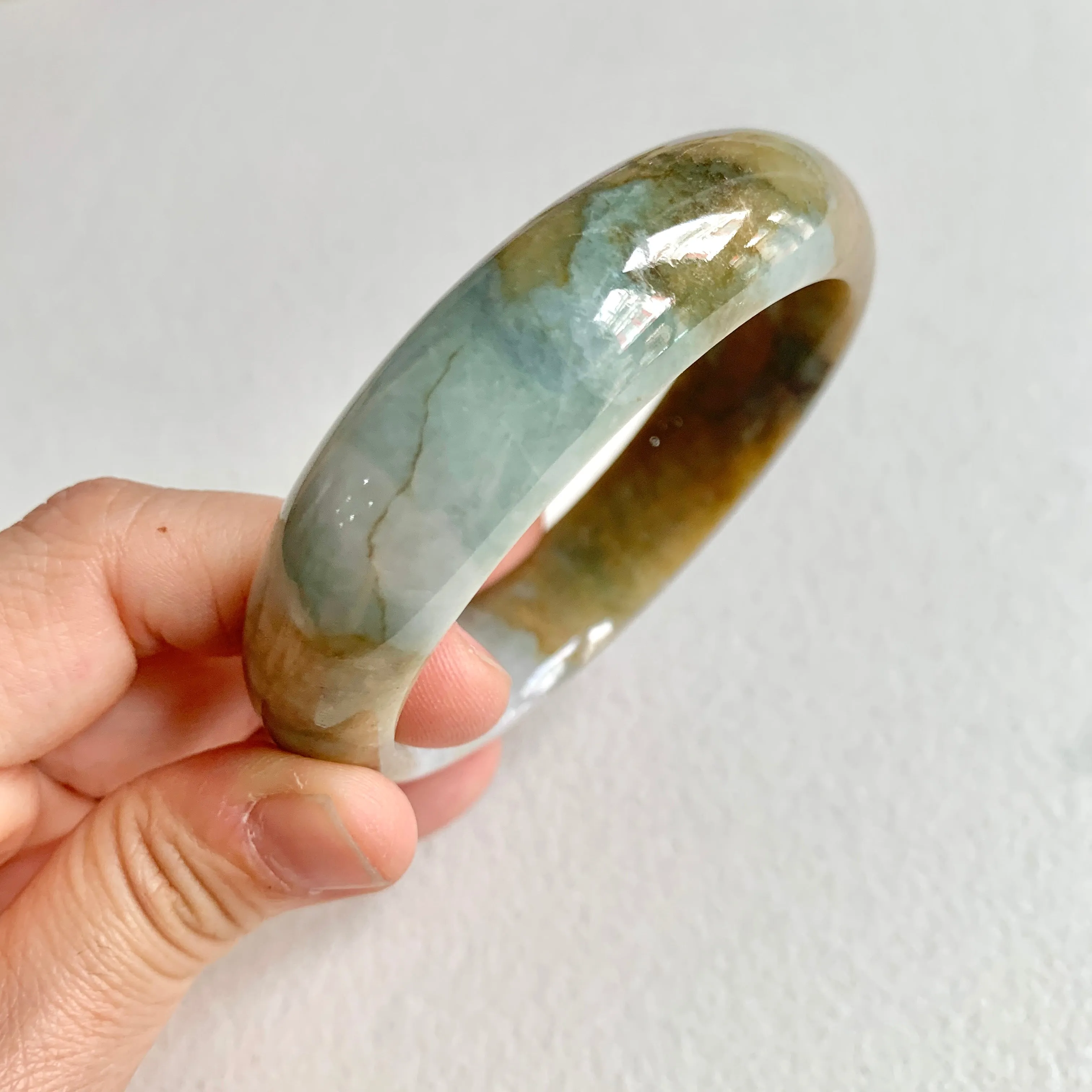 SOLD OUT: 58mm A-Grade Natural Earthy Tone Modern Round Bangle No. 600151