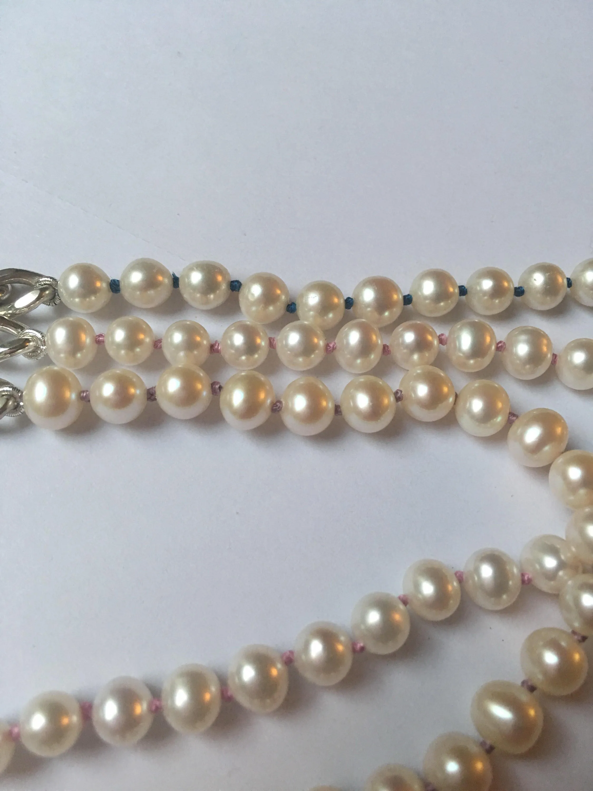 Split Personality Curb Choker