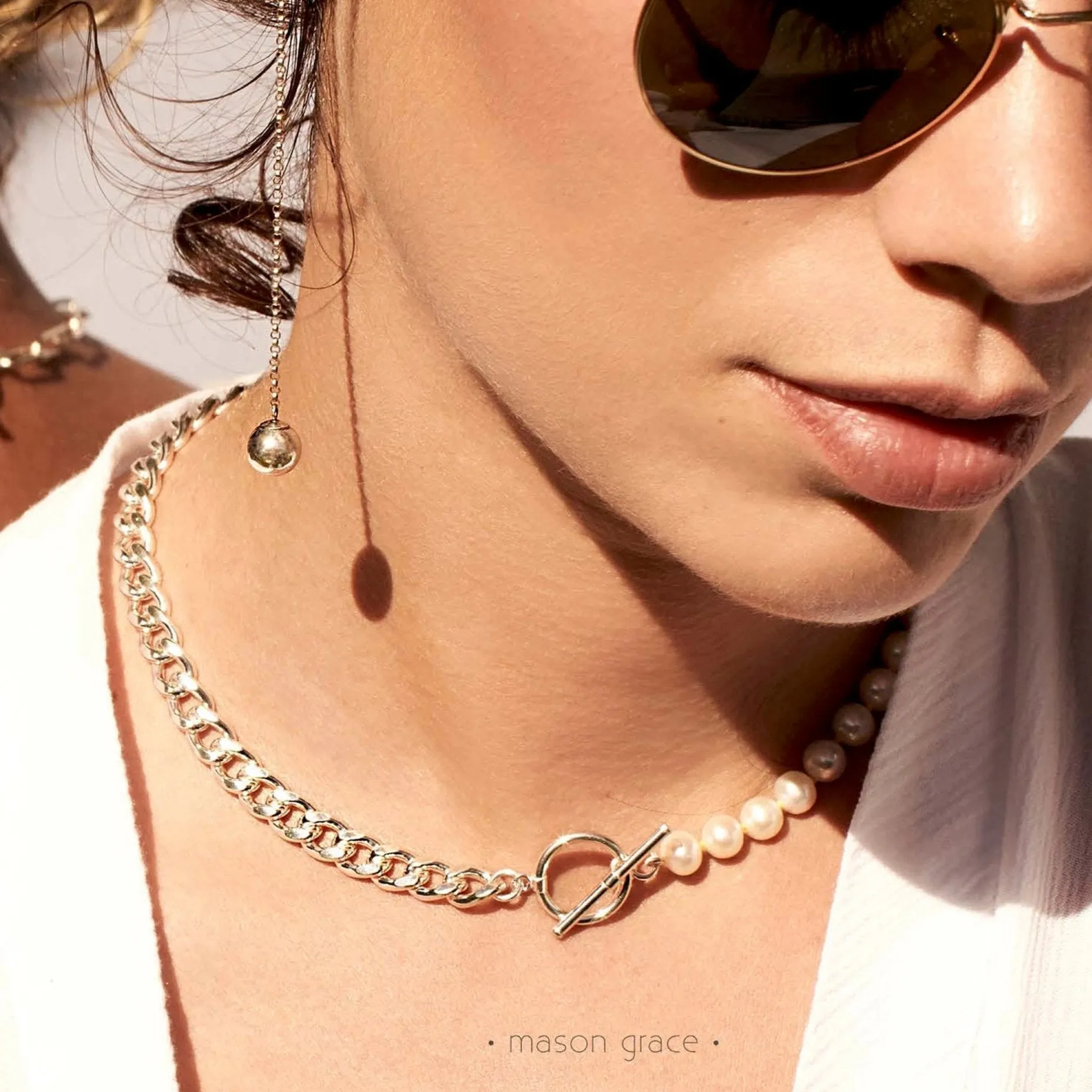 Split Personality Curb Choker
