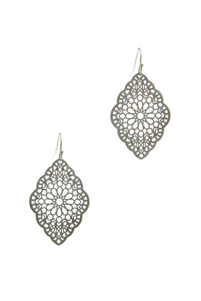 Stylish Filigree Chic Drop Earring