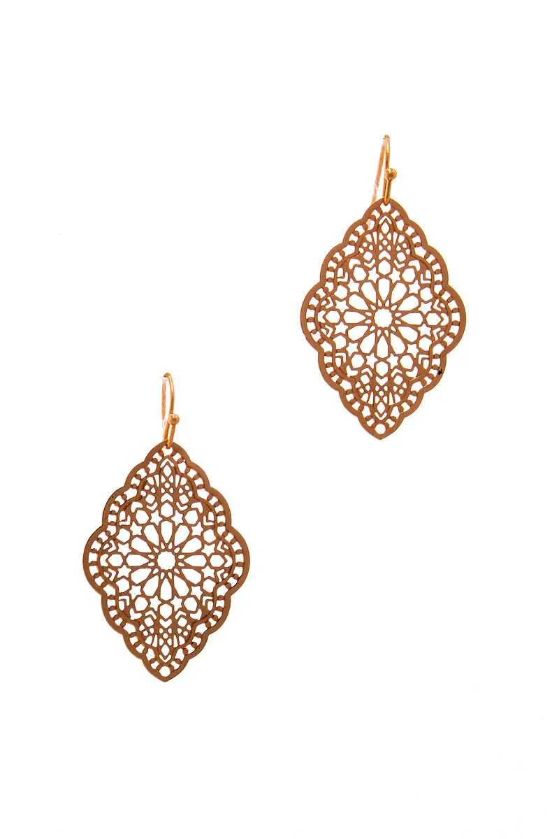 Stylish Filigree Chic Drop Earring
