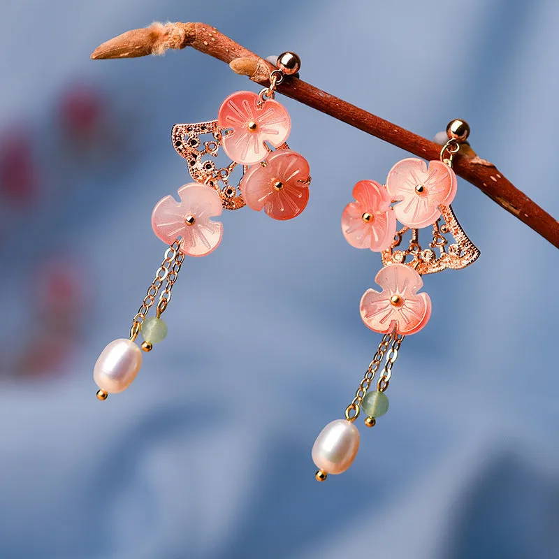 Stylish Ginkgo Leaf Pearl Mori Women Earrings