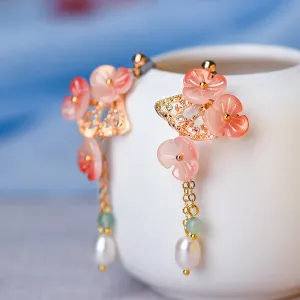 Stylish Ginkgo Leaf Pearl Mori Women Earrings