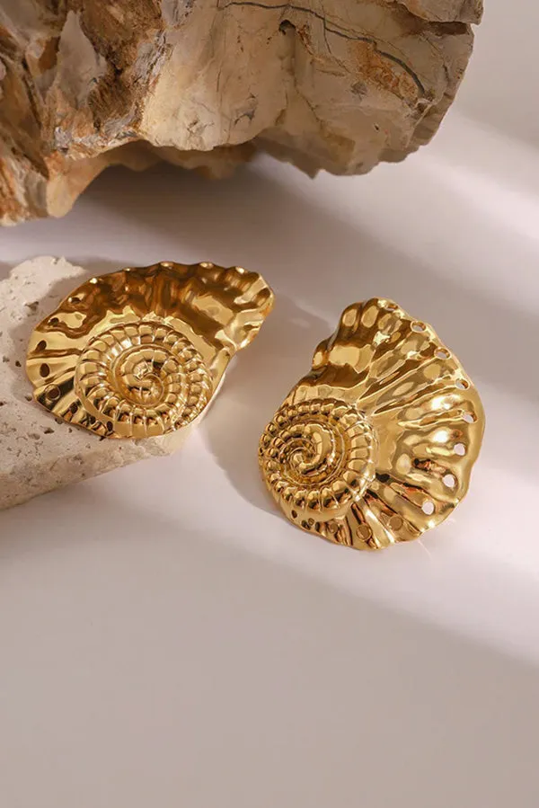 Stylish Holiday Conch Shaped Earrings