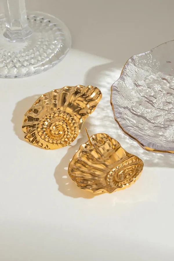 Stylish Holiday Conch Shaped Earrings