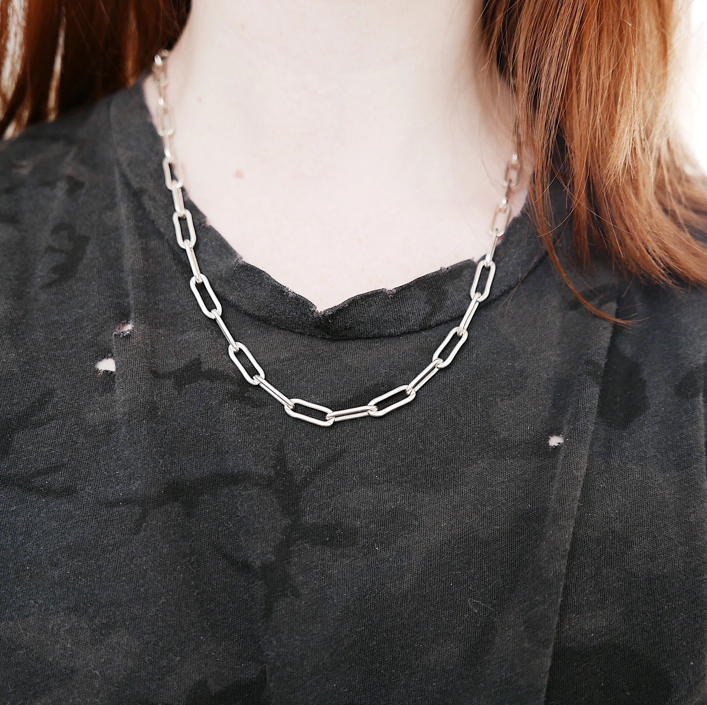 Toggle Chain Choker Necklace